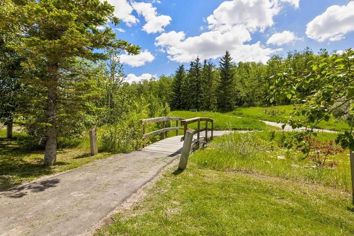 Property Photo: 155 Citadel Meadow Gardens NW AB T3G 5N4