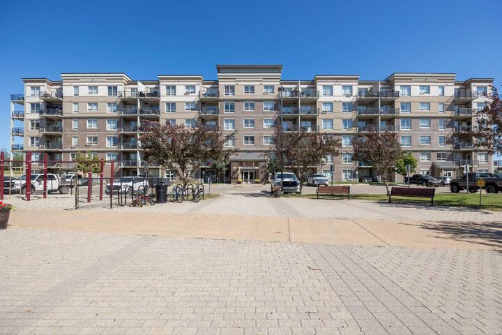 136C Sandpiper Road 606 — photo 1