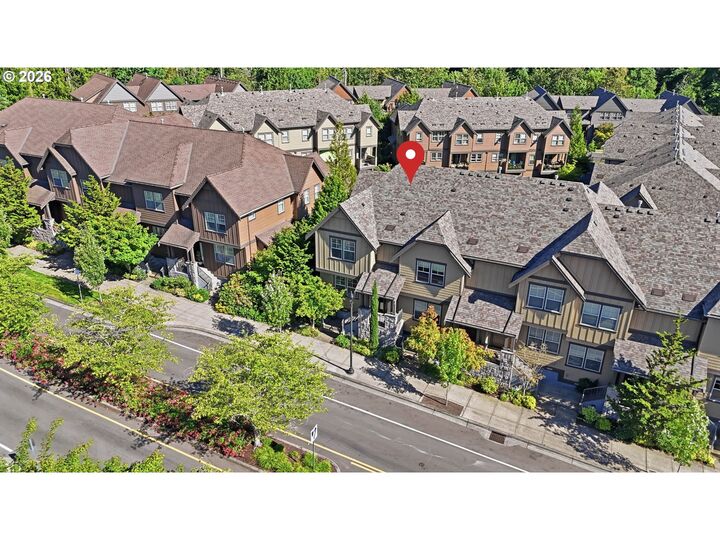 Property Photo:  10244 SW Taylor St  OR 97225 