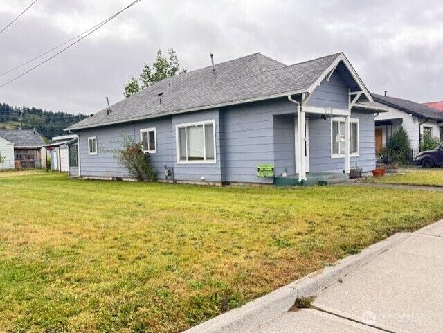 Property Photo:  618 SW Chehalis Avenue  WA 98532 