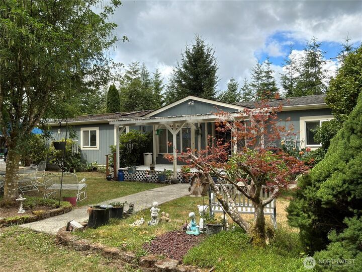Property Photo: 131 E Midnight Court WA 98524