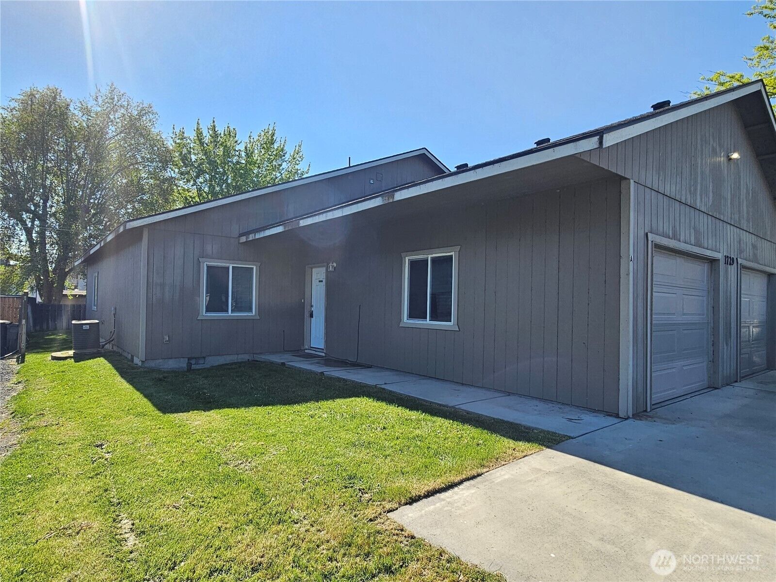 Property Photo:  1729 W Bemis Street  WA 98837 