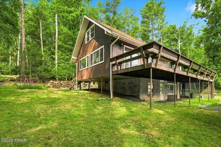 Property Photo:  103 Hemlock Drive  PA 18438 