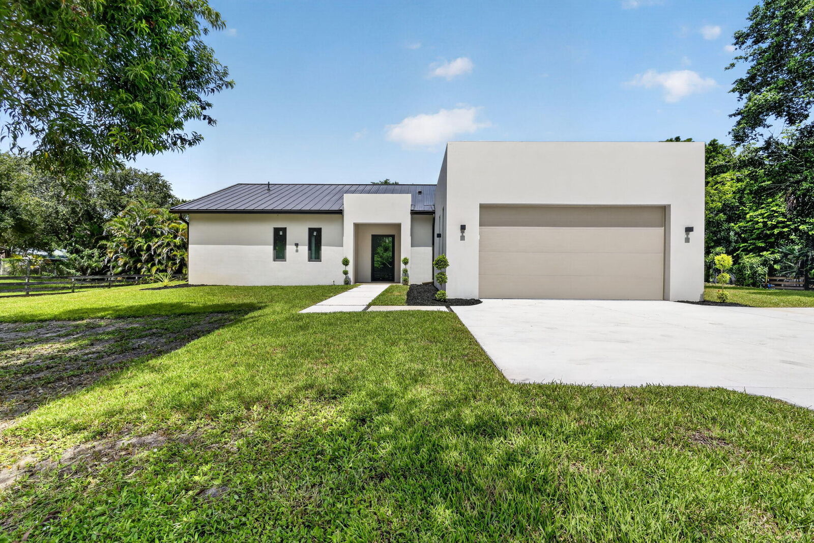 Property Photo: 5356 Colbright Road FL 33467