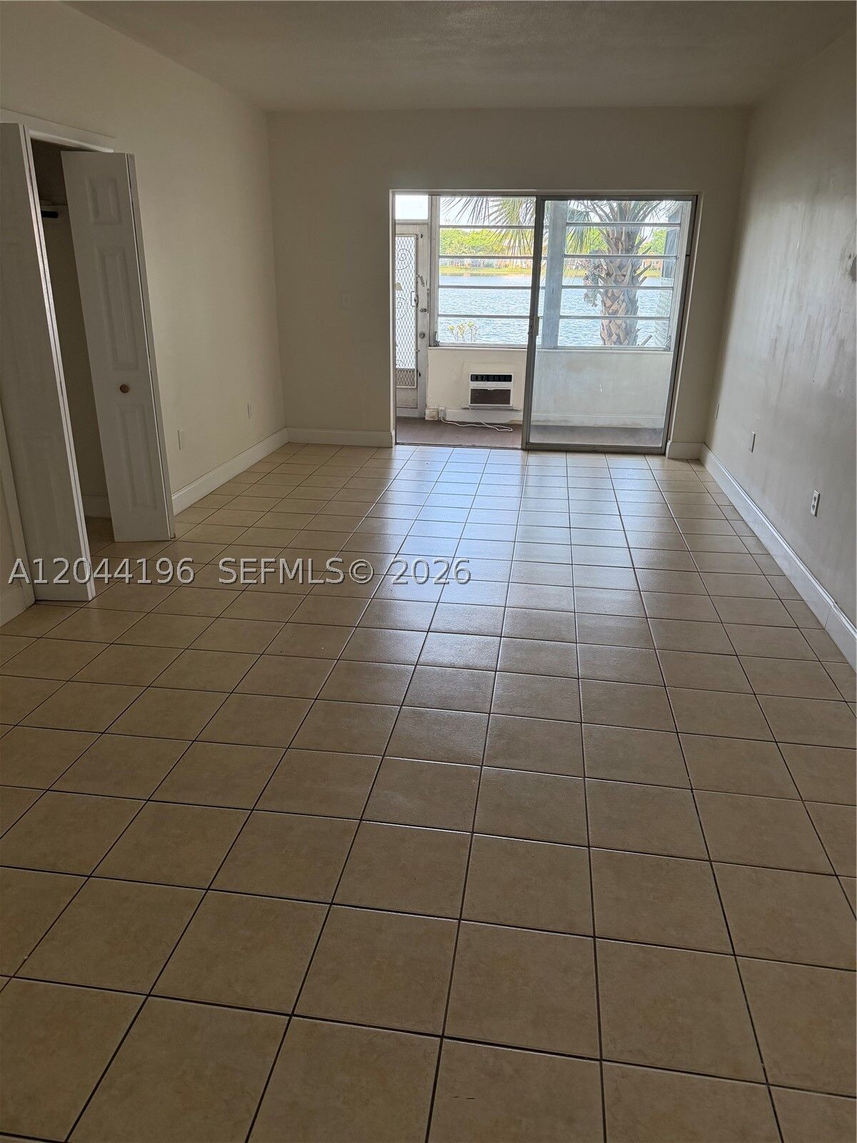 Property Photo:  19001 NE 2nd Ave 1404  FL 33179 