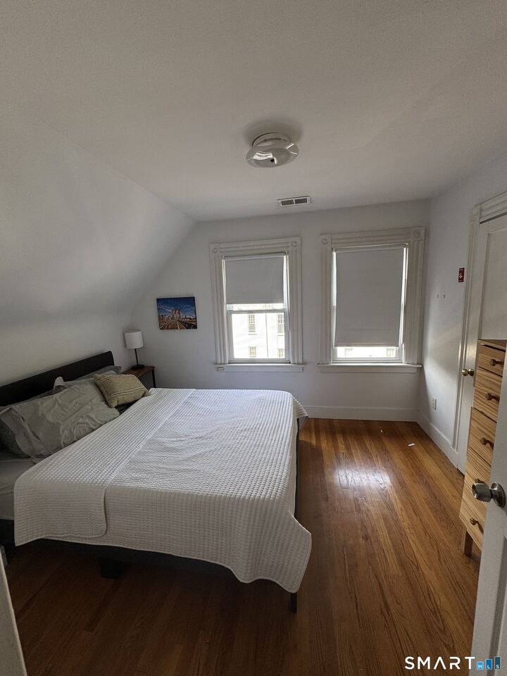 Property Photo:  789 Orange Street 3  CT 06511 