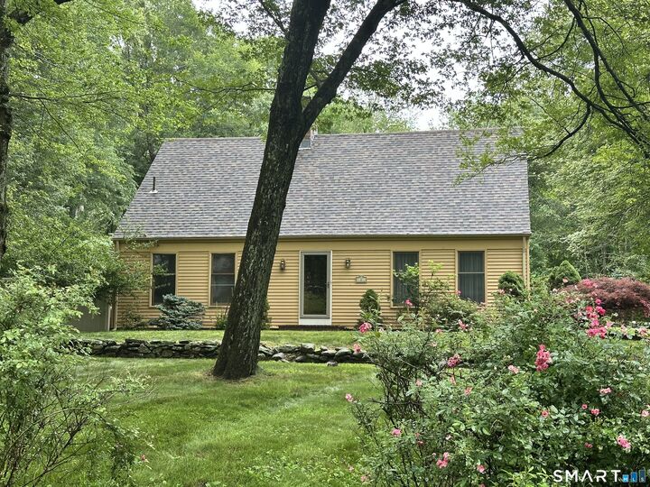 Property Photo:  2 Pheasant Hill Lane  CT 06475 