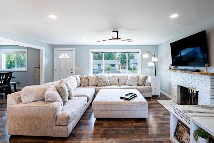 Property Photo:  2811 E 39th Ave  WA 99223 