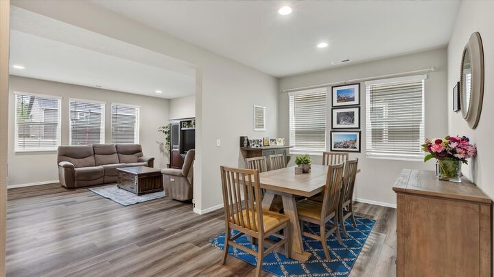 Property Photo: 1213 E Silver Pine Rd WA 99005