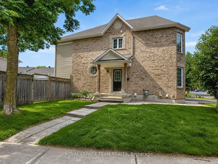 Property Photo:  11 Marcay Street  ON K2G 6X3 