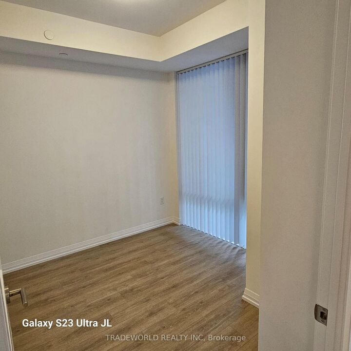 Property Photo:  50 Dunfield Avenue 718  ON M4S 0E4 