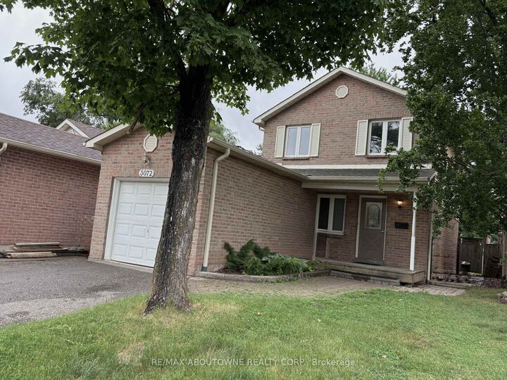 3072 Patrick Crescent — photo 1
