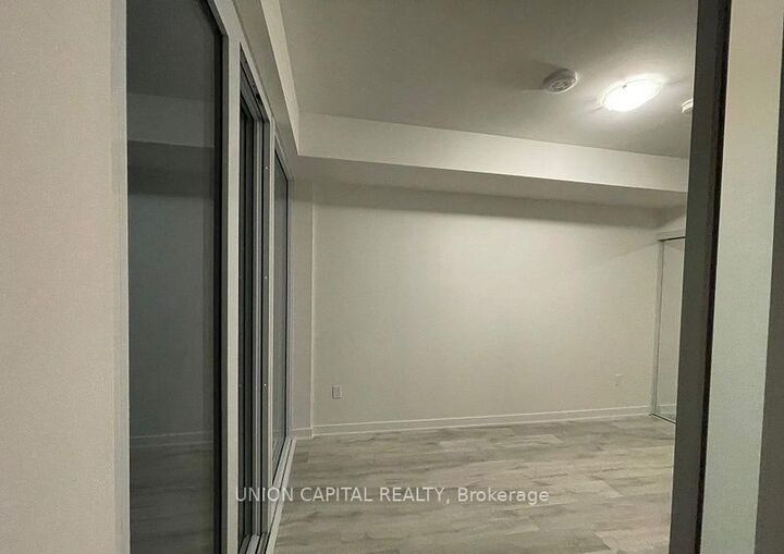 Property Photo:  135 Lower Sherbourne Street 2233  ON M5A 1Y4 