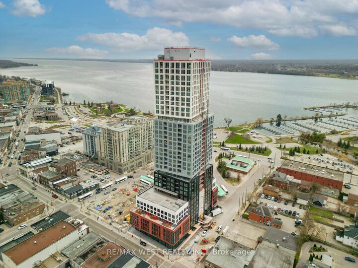 Property Photo: 39 Mary Street 1210 ON L4N 1S9