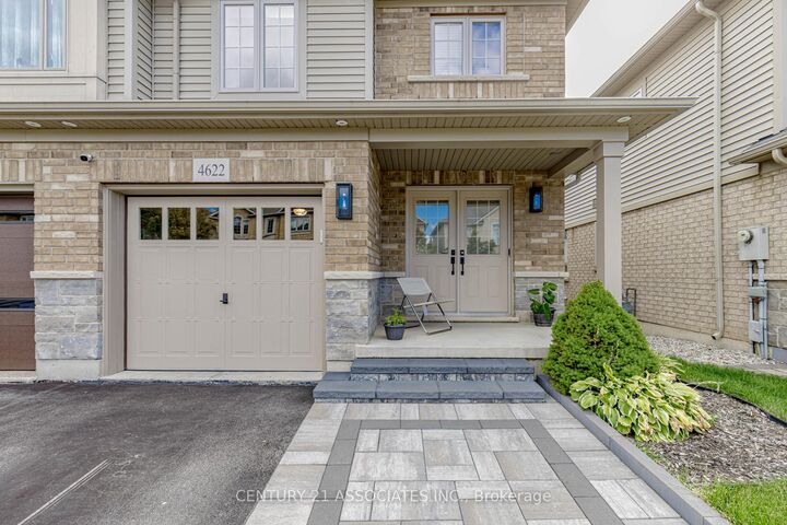 Property Photo: 4622 Keystone Crescent ON L7M 0L9