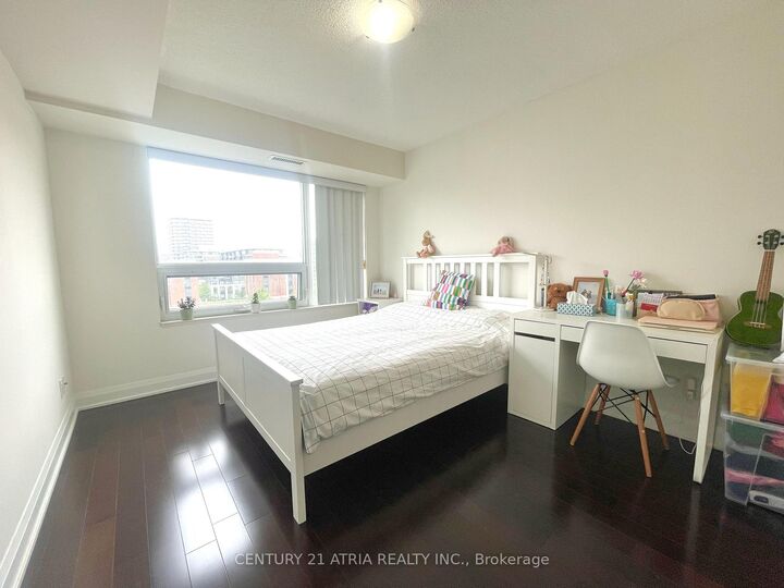 Property Photo:  1 Uptown Drive 806  ON L3R 5C1 