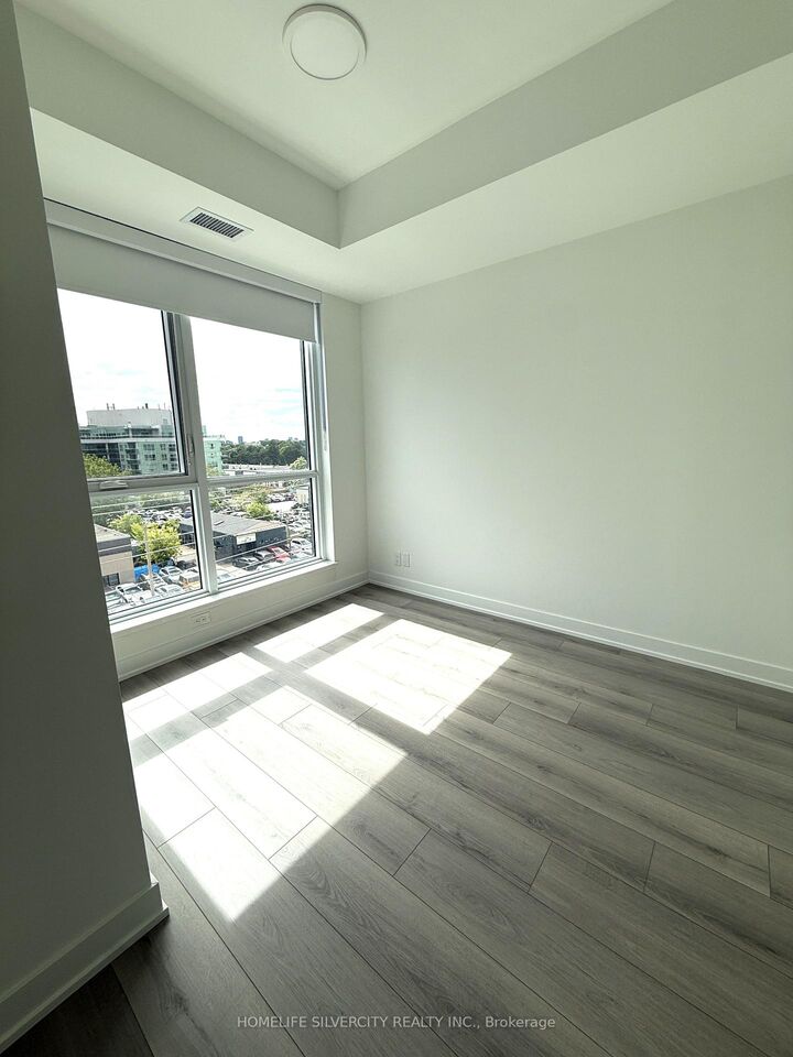 Property Photo:  20 Deans Drive 517  ON M1L 0J7 