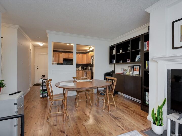 Property Photo:  3215 Alder St #111  BC V8X 1P3 