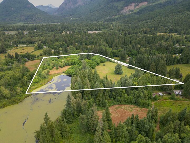 Property Photo: 14275 Sylvester Road BC V2V 4J1