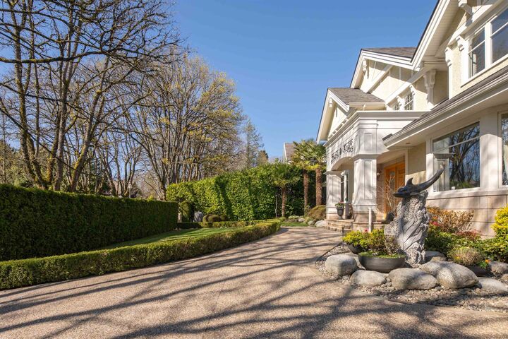Property Photo: 6388 Wiltshire Street BC V6M 3M4