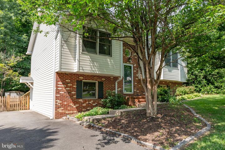 Property Photo:  3116 Brown Hill Drive  VA 22408 