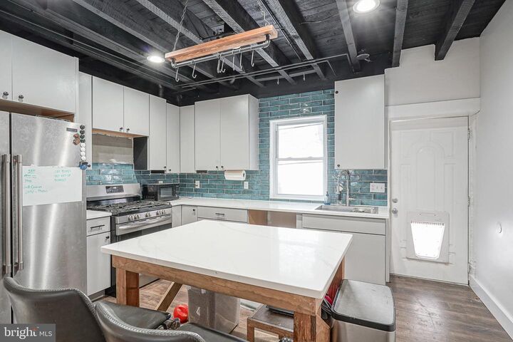 Property Photo:  1026 N Orianna Street  PA 19123 