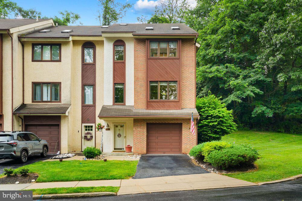 Property Photo:  300 Westbriar Drive  PA 19063 