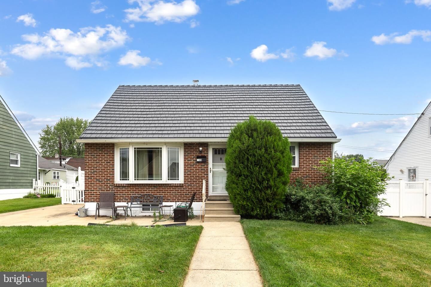 Property Photo: 513 Burgess Street PA 19116