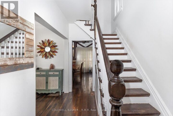 Property Photo: 52 Glenelg Street East ON K9V 1Z3