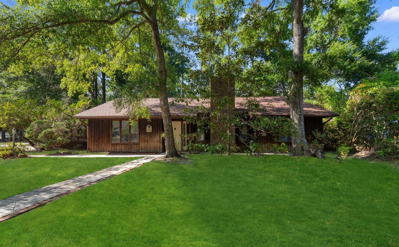 Property Photo:  2213 Vereen Circle  SC 29566 