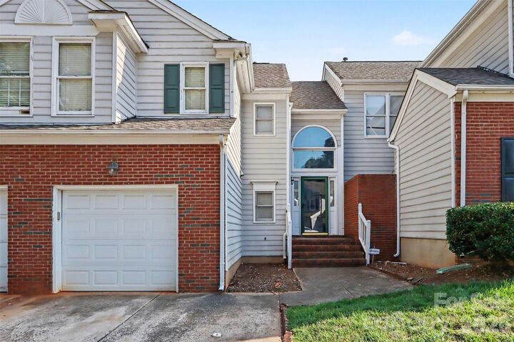 Property Photo:  8606 Fox Chase Lane  NC 28269 