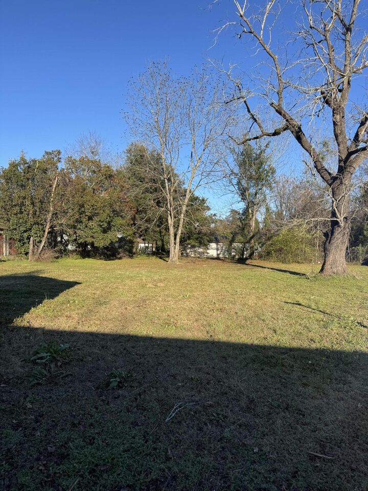 Property Photo: 1137 M W Rickenbaker Road SC 29102