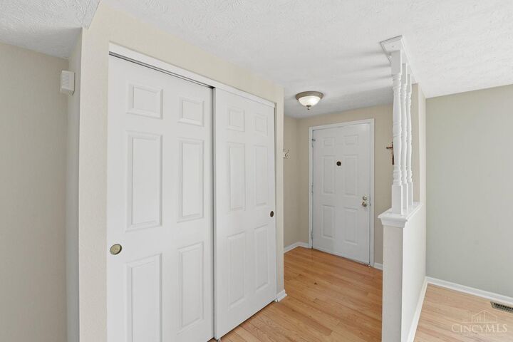 Property Photo: 955 Woodlyn Drive N OH 45230