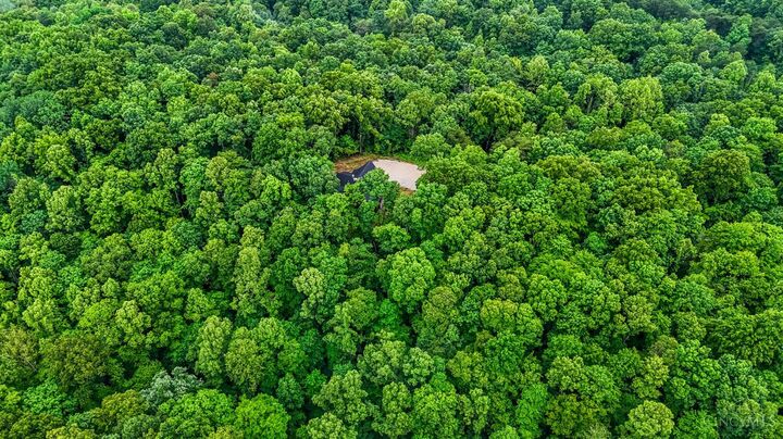 Property Photo:  25089 Chapel Ridge Road S  OH 43152 