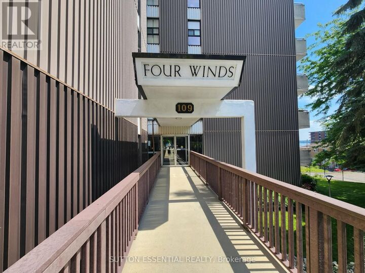 Property Photo:  109 King Street East 904  ON K6V 1B8 