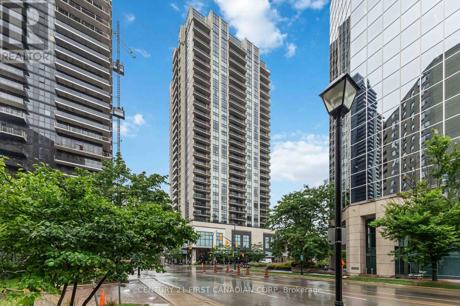 Property Photo: 505 Talbot Street 809 ON N6A 2S6