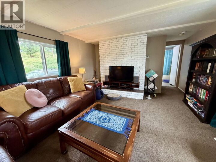Property Photo: 770 11th Avenue 77 BC V2G 2M4