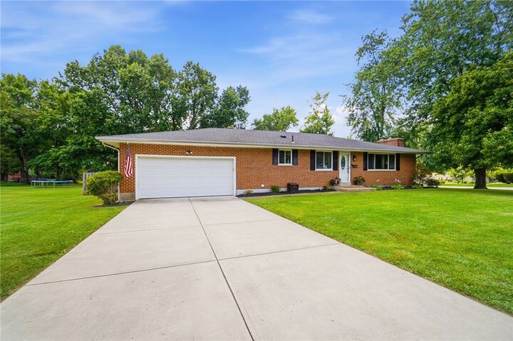 Property Photo:  205 Parker Drive  OH 45066 