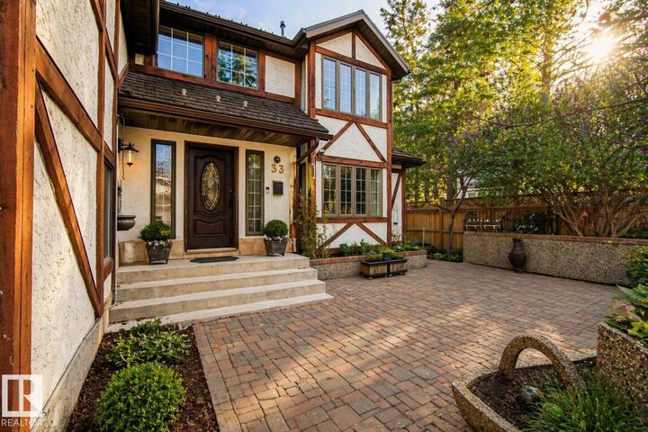 Property Photo: 33 Glen Meadow Crescent AB T8N 3A2