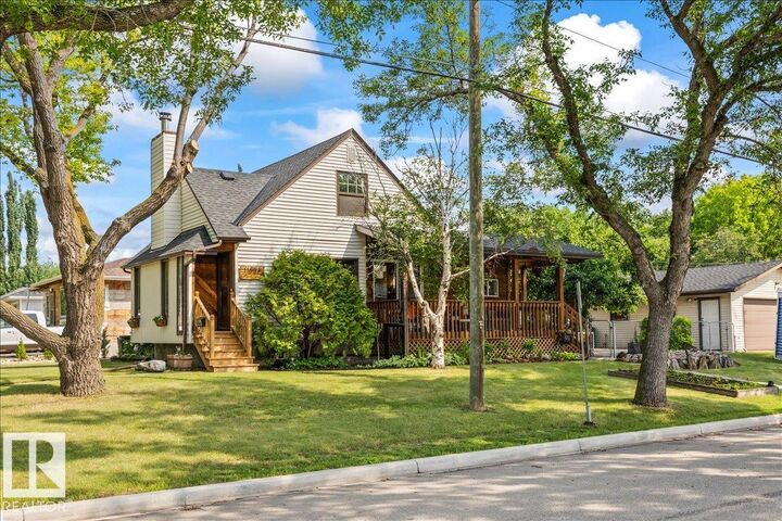 Property Photo:  11603 70 Street NW  AB T5B 1T6 