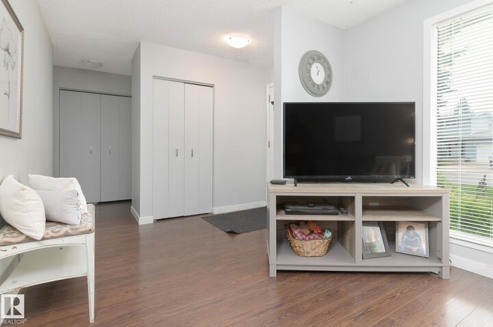 Property Photo:  63 Waverley Crescent  AB T7X 1N9 