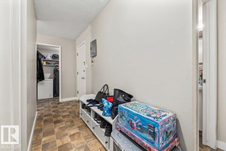 Property Photo: 10330 113 Street NW 202 AB T5K 1P6