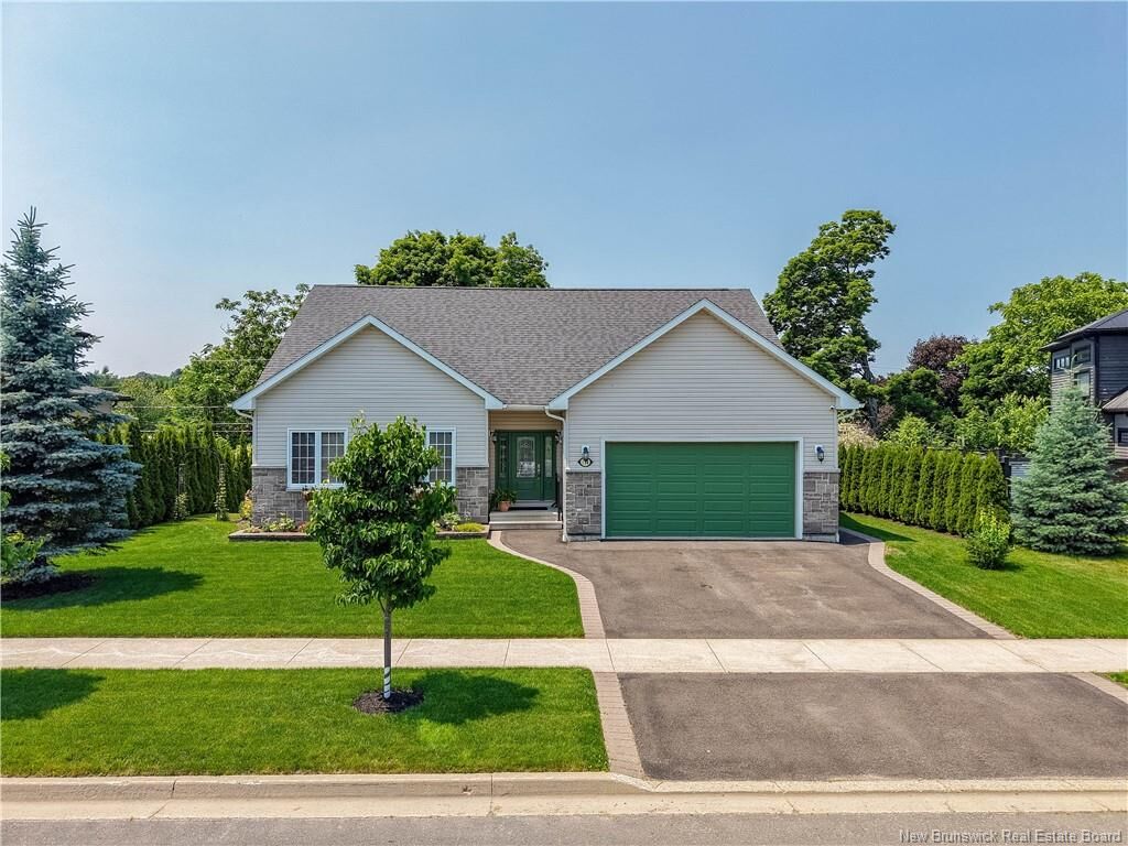 Property Photo:  138 Still Water Crescent  NB E3B 0V8 