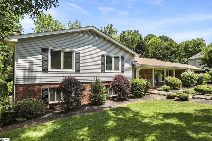 Property Photo: 101 Mabry Drive SC 29307