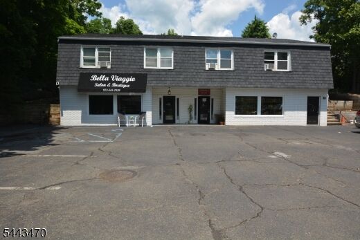 Property Photo:  14 Oak Ridge Rd 2  NJ 07435 