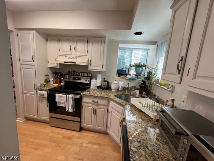 Property Photo: 64 Sage Court NJ 07921