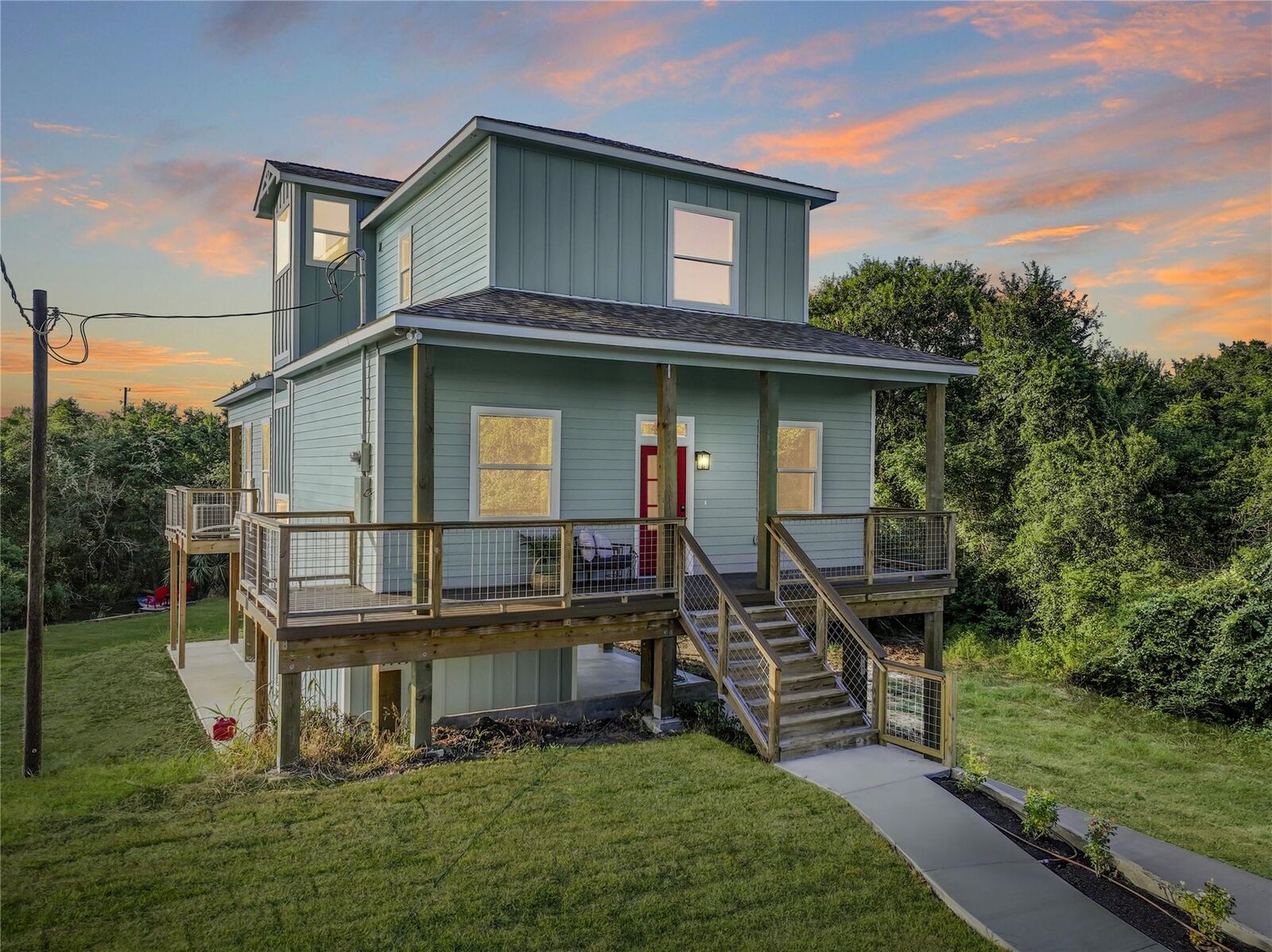 Property Photo: 4444 Shady Lake Drive TX 77586