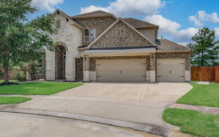 Property Photo:  24503 Rossmore Hill Court  TX 77389 