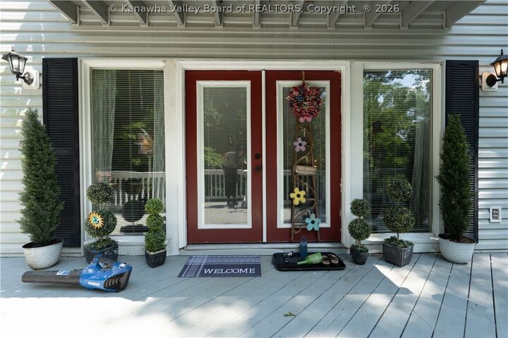 Property Photo:  50 Mountaineer Heights Drive  WV 25071 
