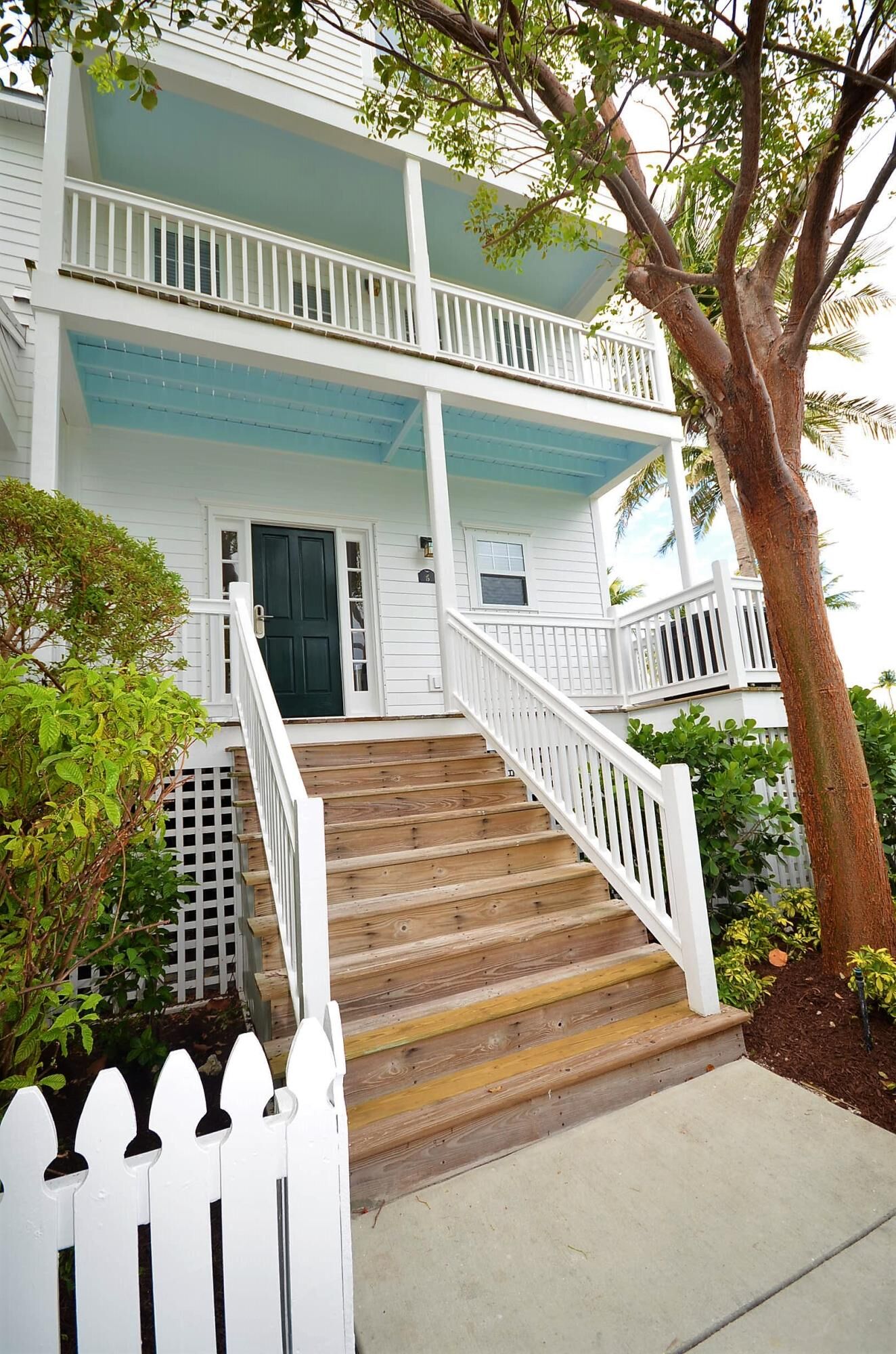 Property Photo: 2600 Overseas Highway 5 FL 33050